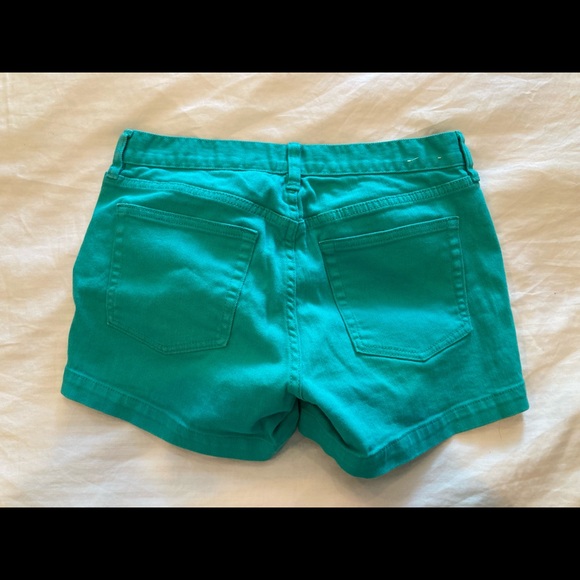 Bundle of 3 pairs of women’s size 4 shorts - Picture 8 of 9